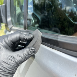 NOVA Clean Car T&P Dressing - Preparat do nabłyszczania i konserwacji gumy  i tworzyw sztucznych